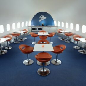 Jumbo Stay Cafe