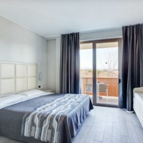 3 Tage Gardasee im 4* Hotel mit Frühstück, Pool & Gardaland Ticket nur 79€ 3 Tage Gardasee im 4* Hotel mit Frühstück, Pool & Gardaland Ticket nur 79€