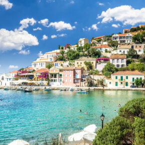 Griechenland: 8 Tage auf Kefalonia mit TOP Apartment am Meer & Flug nur 78€