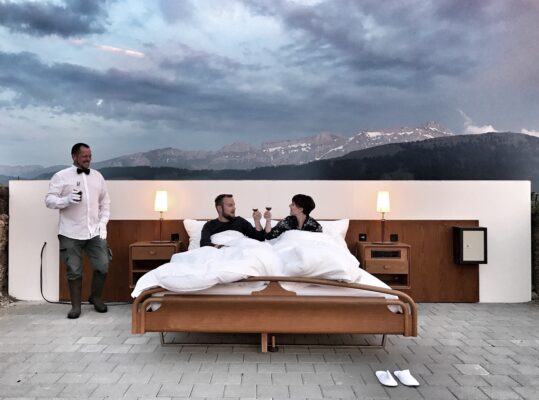 Null Stern Hotel Im Doppelbett Unter Freiem Himmel Urlaubstracker De