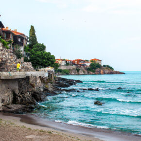 Bulgarien erkunden: 8 Tage Roadtrip mit Mietwagen & Flug ab 37€ p.P.