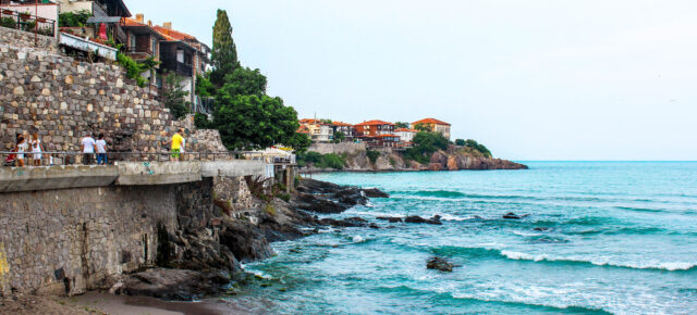 Bulgarien erkunden: 8 Tage Roadtrip mit Mietwagen & Flug ab 37€ p.P.