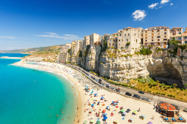 Italien Kalabrien Tropea Stadtstrand