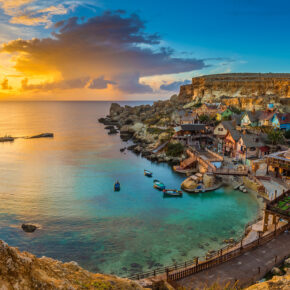 Traumurlaub im Mittelmeer: 4 Tage auf Malta im TOP 4* Resort mit Halbpension, Flug & Extras ab 301€