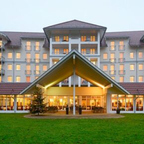 3 Tage Wellness im Allgäu im 4* Hotel inkl. Frühstück, 3-Gänge-Menü & Wellness ab 139€ 3 Tage Wellness im Allgäu im 4* Hotel inkl. Frühstück, 3-Gänge-Menü & Wellness ab 139€