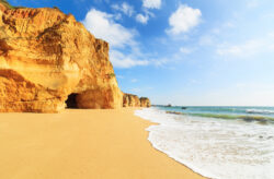 Krasses Algarve Schnäppchen: 7 Tage ins 3* Hotel mit Flug, Transfer & Zug ab 199€