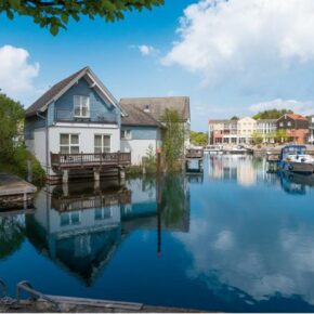 Mecklenburgische Seenplatte: 3 Tage im 4* Resort inkl. Halbpension & Wellness für 80€ Mecklenburgische Seenplatte: 3 Tage im 4* Resort inkl. Halbpension & Wellness für 80€