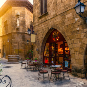 Barcelona Städtetrip: 4 Tage in TOP zentraler Unterkunft mit Frühstück & Flug nur 95€ Barcelona Städtetrip: 4 Tage in TOP zentraler Unterkunft mit Frühstück & Flug nur 95€