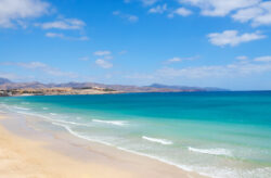 Last Minute Sonne tanken auf Fuerteventura: 7 Tage im 3* RIU All Inclusive Hotel mit Flug, Tr...