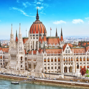 Städtetrip nach Budapest: 4 Tage im 3* Hotel mit Frühstück & Flug ab nur 109€