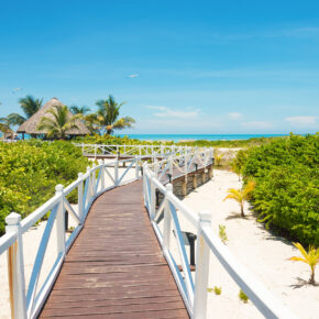 Kuba: 12 Tage im 4* Strandresort mit All Inclusive, Flug & Transfer für 1160€