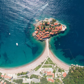 Geheimtipp Montenegro: 8 Tage Sommerurlaub im 4* Hotel mit Frühstück & Flug nur 116€