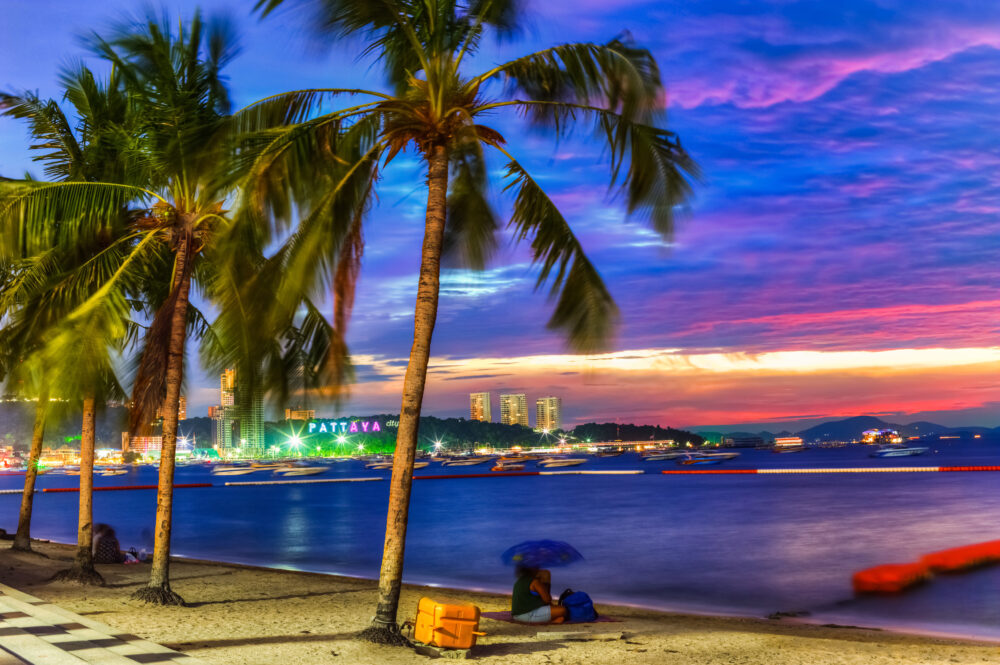 Thailand Pattaya Promenade Palmen