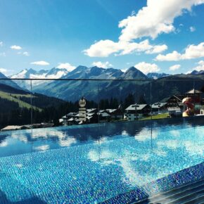 Wellness-Kurztrip: 3 Tage im TOP 4* SPA-Resort im Zillertal mit Verwöhnpension & Extras ab 211€