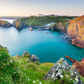 Langes Wochenende in Cornwall: 4 Tage im TOP 3* Hotel mit Frühstück nur 135€ Langes Wochenende in Cornwall: 4 Tage im TOP 3* Hotel mit Frühstück nur 135€