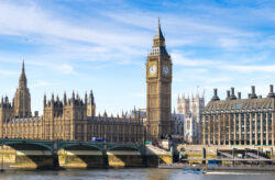 London: 4 Tage im TOP 3* Premier Inn Hotel mit Flug ab 183€