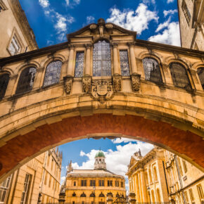 Auf den Spuren von Harry Potter: 5 Tage Oxford im guten 3* Hilton mit Flug & Frühstück nur 231€ Auf den Spuren von Harry Potter: 5 Tage Oxford im guten 3* Hilton mit Flug & Frühstück nur 231€