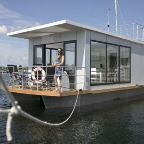Ostsee am WE: 4 Tage auf eigenem luxuriösen Hausboot mit Terrasse für 179€