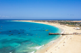 Magischer Strandurlaub: 6 Tage Kap Verde im 5*-Strandhotel mit All Inclusive, Flug & Tra...