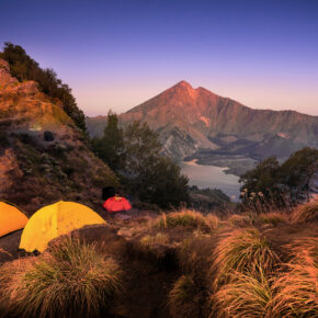 Backpacking Indonesien: 1 Monat Inselhopping Java, Bali & Lombok mit Hotels & Flug nur 546€ Backpacking Indonesien: 1 Monat Inselhopping Java, Bali & Lombok mit Hotels & Flug nur 546€