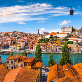 Porto Städtetrip: 4 Tage im 5* Hotel mit Frühstück, Flug & Extras nur 258€