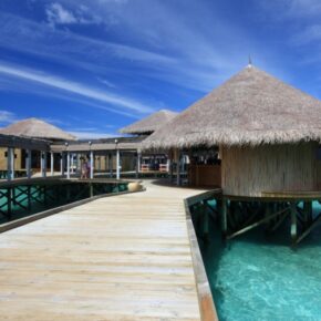 Luxus pur: 7 Tage Malediven in privater Wasser-Villa mit Frühstück für 2244€ Luxus pur: 7 Tage Malediven in privater Wasser-Villa mit Frühstück für 2244€