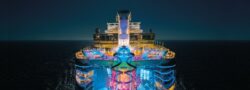Symphony of the Seas: 8 Tage Luxus-Mittelmeer-Kreuzfahrt mit Vollpension, Flug, Transfers �...