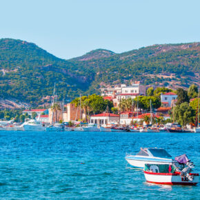 Ab in die Türkei: 7 Tage im 4* Hotel am Strand mit All Inclusive, Flug & Transfer nur 332€