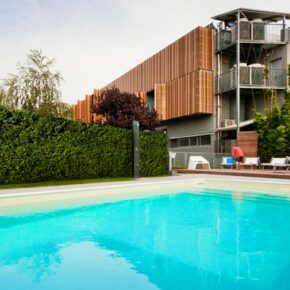 Kurztrip am Gardasee: 3 Tage im Designhotel mit Außenpool & Frühstück ab 79€ Kurztrip am Gardasee: 3 Tage im Designhotel mit Außenpool & Frühstück ab 79€