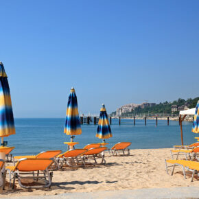 All Inclusive Familienurlaub: 7 Tage Goldstrand im 4* Hotel mit All Inclusive, Flug, Transfer & Zug nur 192€ All Inclusive Familienurlaub: 7 Tage Goldstrand im 4* Hotel mit All Inclusive, Flug, Transfer & Zug nur 192€