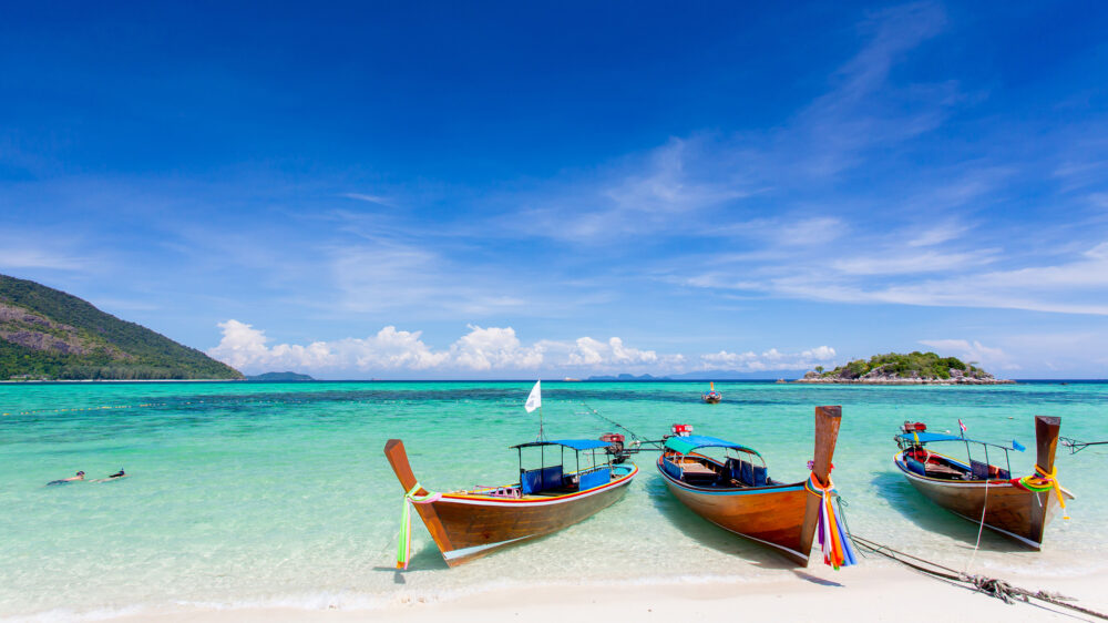 Thailand Koh Lipe Boote Strand