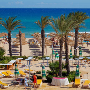 Juli & August für Familien: 7 Tage Tunesien im TOP 4* Hotel mit All Inclusive, direkt am Strand, Flug & Transfer nur 306€ Juli & August für Familien: 7 Tage Tunesien im TOP 4* Hotel mit All Inclusive, direkt am Strand, Flug & Transfer nur 306€