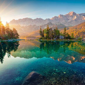 Wandern in den Alpen: Die beliebtesten Regionen & Routen in Deutschland & Österreich