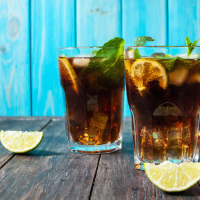 Cocktail Cuba Libre Cocktail