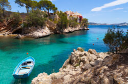 Balearen-Schnäppchen: 7 Tage Mallorca im TOP 4* Hotel mit Frühstück, Flug & Transfer nur...