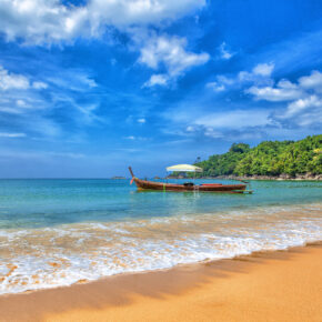 Frühbucher Thailand: 14 Tage Khao Lak im TOP 5* Hotel mit Frühstück, Flug, Transfer & Zug für 959€ Frühbucher Thailand: 14 Tage Khao Lak im TOP 5* Hotel mit Frühstück, Flug, Transfer & Zug für 959€