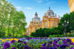 Ab in die Hauptstadt Ungarns: 3 Tage Budapest im TOP 4* Hotel mit Frühstück, Flug & Extr...