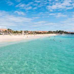 Kap Verde: 15 Tage im 3* Hotel mit Frühstück & Hin- und Rückflug nur 632€