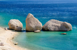 Kroatien-Urlaub 2022: 8 Tage auf der Insel Pag mit Apartment & Flug nur 151€