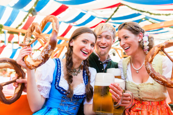 München Oktoberfest Freunde