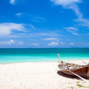 Insel-Hopping Thailand: 13 Tage Koh Lanta & Koh Phi Phi mit Unterkunft & Flug nur 460€ Insel-Hopping Thailand: 13 Tage Koh Lanta & Koh Phi Phi mit Unterkunft & Flug nur 460€