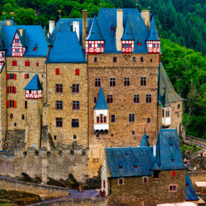 Die Burg Eltz entdecken: 2 Tage am Wochenende mit Unterkunft nur 21€ Die Burg Eltz entdecken: 2 Tage am Wochenende mit Unterkunft nur 21€
