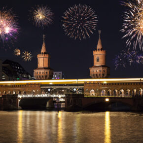 Silvester in Berlin feiern: Die besten Tipps für Silvesterpartys, Restaurants & das Feuerwerk