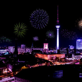 Silvester mitten in der Stadt: Die günstigsten 4* Angebote in verschiedenen Metropolen ab 59€ Silvester mitten in der Stadt: Die günstigsten 4* Angebote in verschiedenen Metropolen ab 59€