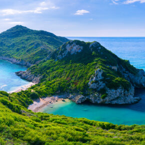 Frühbucher: 8 Tage Korfu im 3* Hotel + Flug für 149€