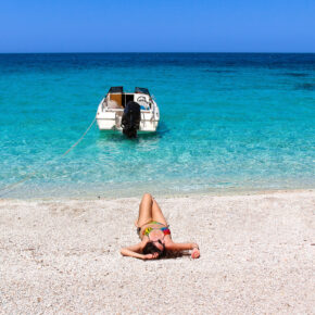 Griechenland: 6 Tage im TOP 5* Hotel mit Halbpension, Massage, Wellness & Flug nur 234€ Griechenland: 6 Tage im TOP 5* Hotel mit Halbpension, Massage, Wellness & Flug nur 234€