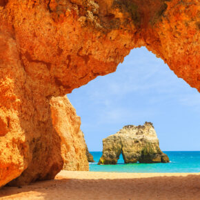 Schnäppchen-Alarm: 8 Tage Algarve im TOP 4* Strandhotel mit Frühstück & Flug nur 376€