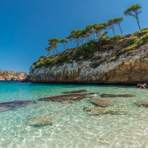 Perfekter Mallorca-Urlaub: 7 Tage im TOP 4* Adult Only Hotel mit Halbpension, Flug, Transfer & Zug nur 351€
