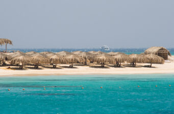 Ab nach Ägypten: 9 Tage im 4* Hotel mit Halbpension, Flug, Transfer & Zug nur 374€