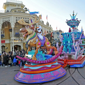 Gutschein für Familien: 2 Tage Paris mit Hotel, Frühstück & Eintritt in das Disneyland® Paris nur 79€ Gutschein für Familien: 2 Tage Paris mit Hotel, Frühstück & Eintritt in das Disneyland® Paris nur 79€